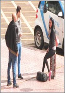 Debora-el Mal Cuñao. Buscando Una Putita Para Que Se Desfogue El Novio De Su Hermana - PelisXXX.me