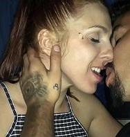 Pamela Sánchez Está Cachonda Y Con Ganas De Comerse Una Polla En El Asiento De Un Autobús Mientras Su Novio Jesussanchezx Lo Graba Todo Y Se Anima A La Fiesta - PelisXXX.me