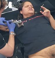 Mi Esposa Le Ofrece A Tattoo Pervert Su Coño A Cambio Del Tatuaje. Tatuador Alemán Gatopg2019 - PelisXXX.me
