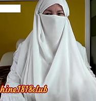 Milf Cachonda De Grandes Tetas En La Cámara Hijab Musulmán árabe Grabando El 28 De Noviembre - PelisXXX.me