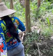 Encuentro A Campesina Noble Y La Pongo A Mamar A Cambio De Un Telefono - PelisXXX.me