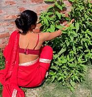 Chica India De 18 Años Limpia El Jardín Al Aire Libre Después De Tener Sexo Con Su Jefe Con Voz Clara En Hindi - PelisXXX.me