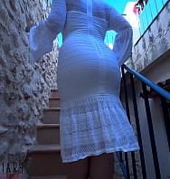 Rapidito Público Al Aire Libre De La Ciudad En Las Escaleras Con Una Chica Con Un Vestido Ajustado Blanco Projectfundiary - PelisXXX.me