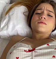 Joven Hermanastra Colombiana Es Follada Duro - PelisXXX.me