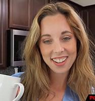 Pervymother Una Puma Celosa Observa A Su Hijastro Siendo Chupado Por Su Hermanastra - PelisXXX.me