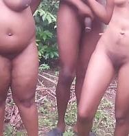 Chicas Locales Convirtieron Una Diversión Grupal En Un Sexatón - PelisXXX.me
