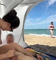 Hace Que Se Venga En Una Playa Publica Con Gente Pasando - PelisXXX.me