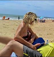Una Milf Desconocida Me Hizo Eyacular Delante De Todos - PelisXXX.me