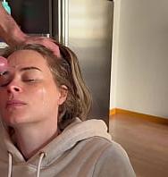 La Novia Está Enojada Pero él Todavía Se Corre En Su Cara. - PelisXXX.me