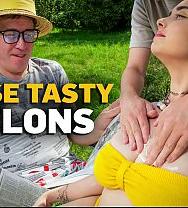 Daddy4k. Melones Jugosos Y Una Vagina Para Su Padrastro. - PelisXXX.me