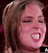 Girlsway Cadence Lux No Puede Tener Un Orgasmo Con Chicos, Así Que Su Sexy Mejor Amiga Lesbiana, Lena Paul, Le Enseña Cómo. - PelisXXX.me