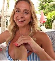 Milf De Grandes Tetas Prueba Un Nuevo Pene Follada Apasionada Brianna Beach - PelisXXX.me