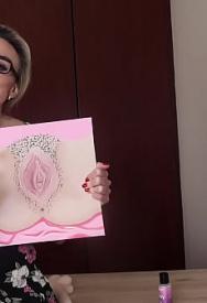 No Se Necesitan Notas, Solo Acaricia Mientras La Maestra Gianna Le Enseña A Pussy - PelisXXX.me