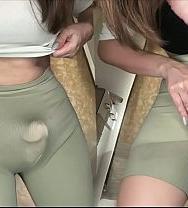 Gran Polla: La Madrastra Cachonda Sorprendió A Su Hijastro. - PelisXXX.me
