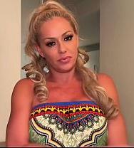 Madrastra Milf De Grandes Tetas Folla En Vacaciones Taylor Vixxen Luke Cooper - PelisXXX.me