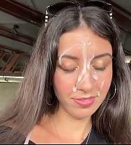 ¡me Encanta El Semen! ¡eyacula En Mi Cara En Starbucks Para Poder Disfrutar De Mi Café Matutino! - PelisXXX.me
