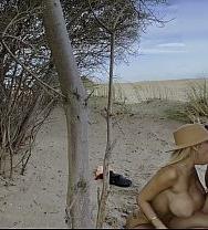 Sola En El Desierto... Nunca Se Lo Imaginó Lana Myers - PelisXXX.me