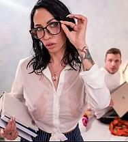Wet Blouse Milf Takes It Deep After A Titty Tease - PelisXXX.me