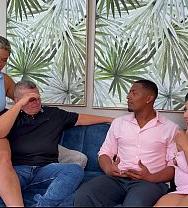 Conozco A Mi Suegro, ¡y Me Follo A Su Esposa Y A Su Hijastra Con Mi Polla Negra Ahí Mismo En Su Casa! Rioc, Naty Delgado Y Kata Sanchez - PelisXXX.me