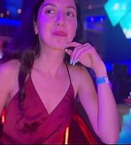 Directamente De La Pista De Baile Al Baño: Sexo Con Un Desconocido En El Baño De Una Discoteca: Sexo Anal Y Eyaculación Oral. - PelisXXX.me