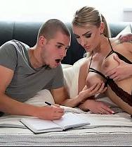 Hot Blonde Stepmom Fucks Her Stepson's Brains Out - PelisXXX.me