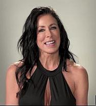 La Madura Milf Reagan Foxx Se Masturba Sola Hasta Alcanzar El Orgasmo Completo. - PelisXXX.me
