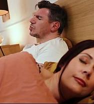 MamÁ Xxx La Pareja Reaviva La Llama Del Amor Con Sexo íntimo Y Sensual. - PelisXXX.me