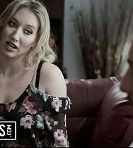 Pagarle El Alquiler A La Tía Política Con Su Pene Riley Reyes - PelisXXX.me