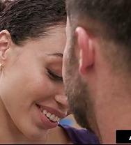 Tiempo Para Adultos La Infiel Alexis Tae Introduce A Escondidas Al Mejor Amigo De Su Novio Para Follarle El Culo Por La Mañana. - PelisXXX.me