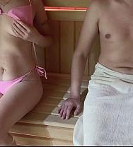 Conocí A Una Milf Muy Sexy En La Sauna Y Me Corrí En Su Boca. - PelisXXX.me