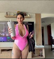 Mi Novio De Da Una Buena Follada Antes De Ir A La Piscina - PelisXXX.me